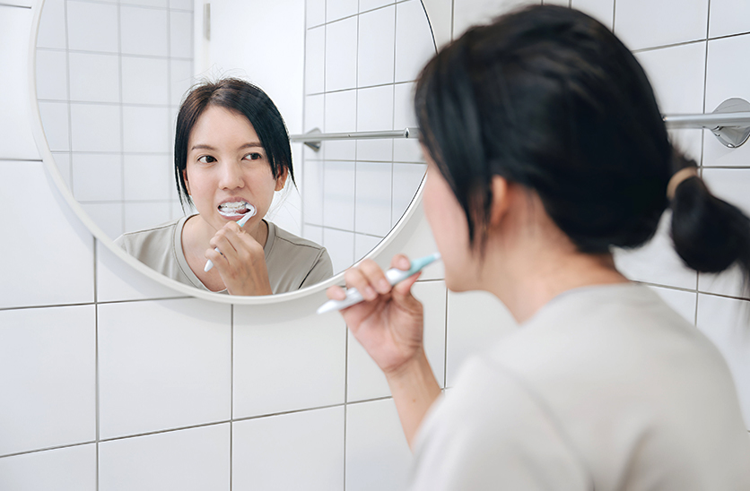 làm răng sứ kim cương trả góp