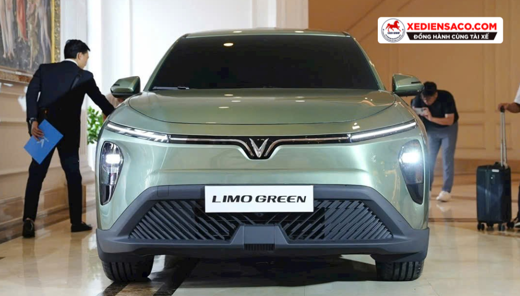 vinfast limo kinh doanh
