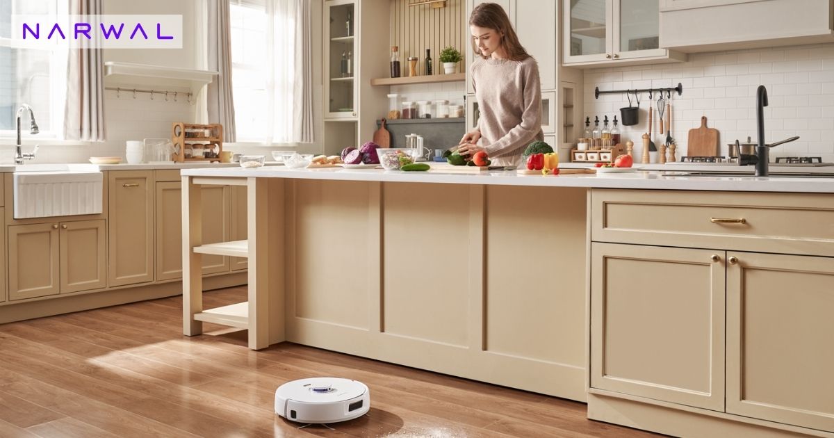 Robot hút bụi và lau nhà