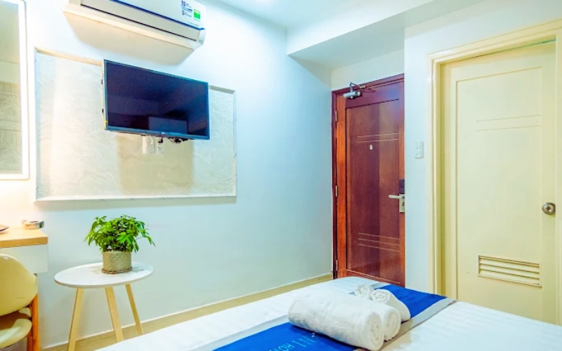trải nghiệm khách sạn khu trung sơn tại Milan 1 Hotel