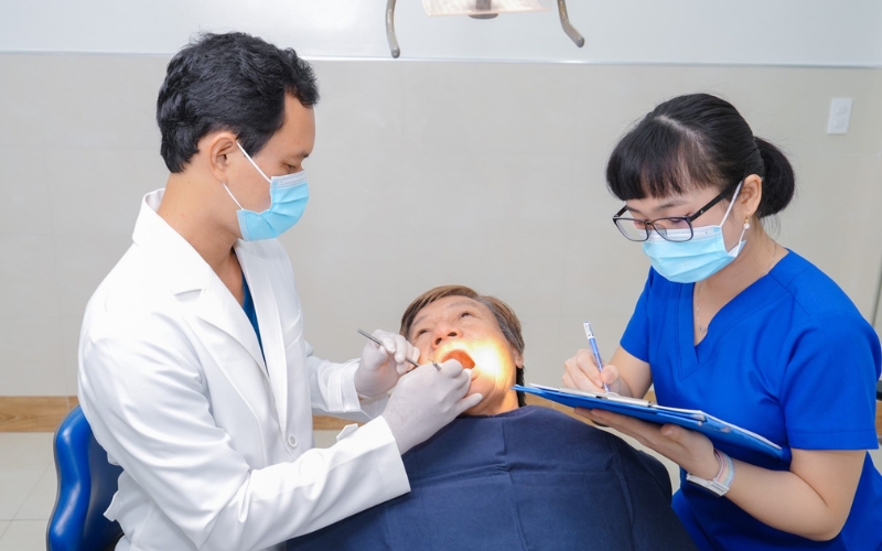 đối tác marketing phòng khám nha khoa Lan Huy