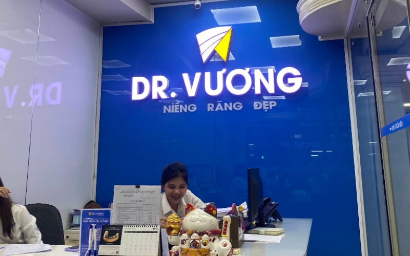 Nha khoa Dr. Vương chuyên niềng răng tại quận 5