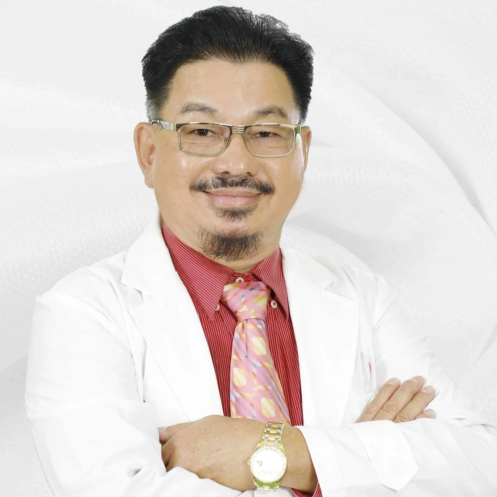 bác sĩ sửa mũi hỏng