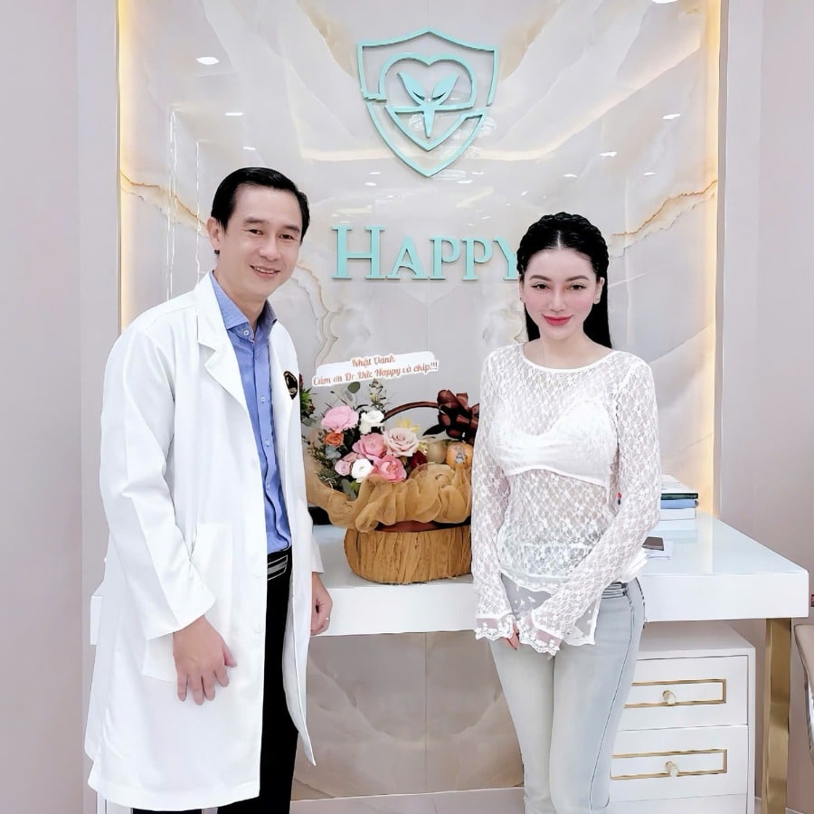 bác sĩ sửa mũi hỏng